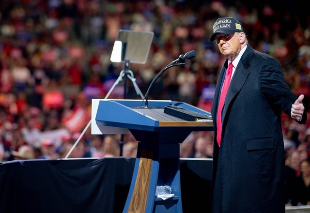 Taxele impuse de Trump ar putea scumpi alimentele și băuturile în SUA – de la carne de vită și porc la avocado și căpșuni. „Restaurantele ar trebui să-și reconfigureze meniurile, reducând poate fructele și legumele sau porțiile acestora.” 1 taxele impuse de trump ar putea scumpi alimentele si bauturile in sua de la carne de vita si porc la avocado si capsuni restaurantele ar trebui sa si reconfigureze meniurile reduc 67477d627c34b