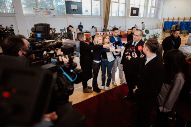 terhes s a prezentat cu dancila la vot am votat pentru o romanie unde cei plecati sa se intoarca iar cei ramasi sa nu mai plece 67432c0daf9d6