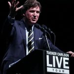 tucker carlson trompeta lui trump sustine ca a fost mutilat fizic de un demon care i a lasat urme de gheare 67251547efc19