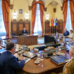 ULTIMA ORĂ Mesajul CSAT - Călin Georgescu a beneficiat de sprijinul TikTok în alegeri, au avut loc și atacuri cibernetice 2 ultima ora mesajul csat calin georgescu a fost favorizat de tiktok la alegeri au fost si atacuri cibernetice 674888232f430