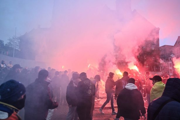 un cocktail toxic a dus la violentele din amsterdam raportul autoritatilor despre atacul asupra fanilor echipei maccabi tel aviv 67339fbbd784e