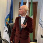 un supravietuitor al holocaustului cetatean de onoare la ploiesti indeamna alegatorii sa voteze pentru viitorul alaturi de europa 6749d98e08b39
