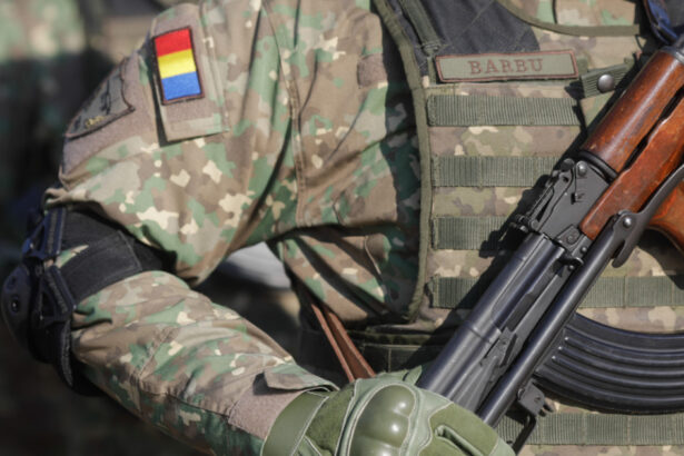 video calin georgescu ar cere reintroducerea serviciului militar obligatoriu innobileaza tinerii reface cultul onoarei si demnitatii 674656f046e6f