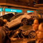 video cum au ajuns inundatiile din valencia sa fie atat de mortale ce greseli au facut autoritatile 6725e389be362