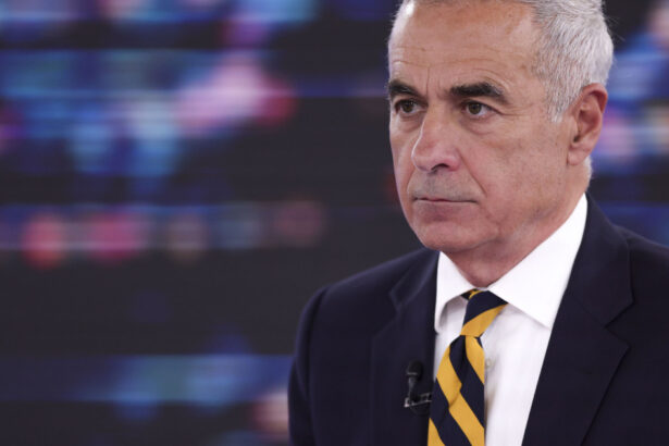 video incertitudine pe bursa dupa ce calin georgescu a castigat primul tur vor fi consecinte care vor fi simtite de romani in buzunare 6745d0fb9e26b