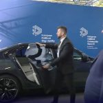 Poliția maghiară oferă explicații după ce Iohannis l-a ignorat pe Viktor Orban. Ce l-ar fi supărat pe președintele român. 3 video politia maghiara intervine cu explicatii dupa ce iohannis l a ignorat pe viktor orban ce l ar fi suparat pe presedintele roman 672e36086bacd