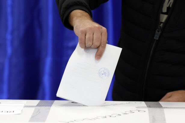 video profesor de stiinte politice renumararea voturilor de catre bec va fi mult mai precara decizia ccr asigura ca vom avea erori mari 674980b998e52