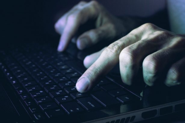 video sri confirma ca exista ferme de troli si conturi false in romania ce spune despre dezinformarea orchestrata de actori externi ostili 67332fcd6b322