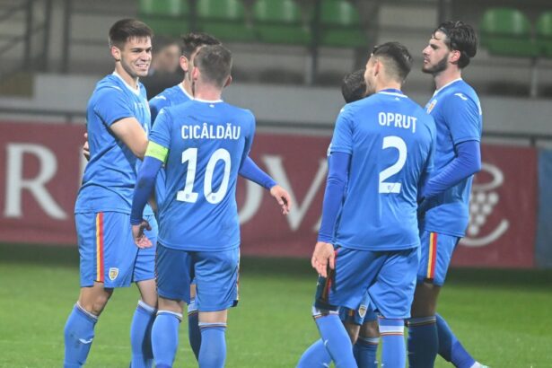video tricolor de nota 4 un meserias la nationala atacantul romaniei se face de ras meci de meci in spania 674ae73e99c2c