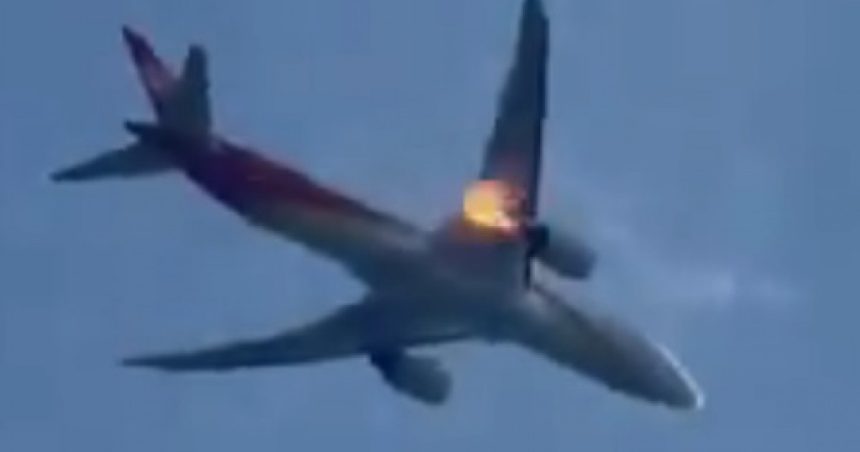 video un avion s a intors pe aeroportul din roma dupa un incendiu la motor problema ar fi fost provocata de ciocnirea cu o pasare 67311576b0a0a