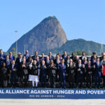 videofoto de ce lipseste joe biden din fotografia de grup a liderilor g20 reuniti la rio de janeiro 673c5f569c30c