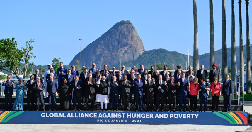 videofoto de ce lipseste joe biden din fotografia de grup a liderilor g20 reuniti la rio de janeiro 673c5f569c30c