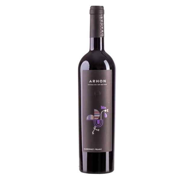 vinul zilei un cabernet franc dominat de arome de tabac ciocolata cedar vanilie si fructe negre un vin rosu cu o structura puternica potrivit pentru vanat carne rosie paste branzeturi fine sa 67496f5528c64