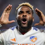 aaron boupendza si a decis viitorul ce spune despre posibila sa plecare din giulesti 676c5e68a2698