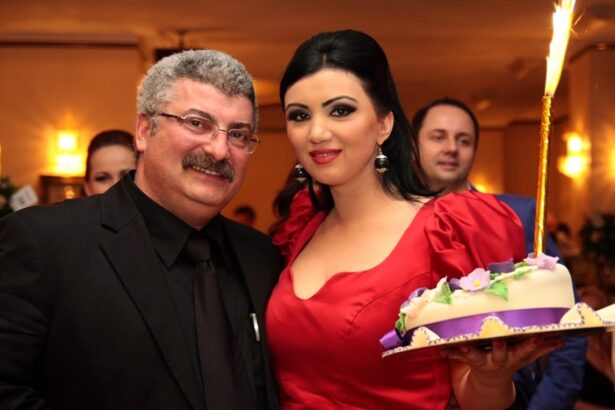 adriana bahmuteanu va avea un program de vizite stabilit de instanta pentru copiii sai care raman in casa lui prigoana dupa moartea acestuia 6762e6f92a0fa