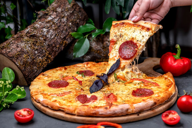 alerta alimentara pizza cu aditivi si zeci de grame de sare si zahar 675ff9746e728
