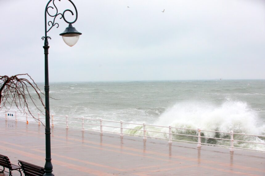 Alerte meteo pentru aproape toată țara. Cum va fi vremea în Constanța și Tulcea 1 alerte meteo pentru aproape tata tara cum va fi vremea in constanta si tulcea 675e99e19d274