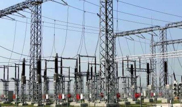 ANALIZĂ ″Taxa de stâlp″ a lui Ponta, susținută de Isărescu, revine după 8 ani. Nimic nu mai scapă. Se profită de avântul investițiilor în energie, inclusiv cu fonduri UE. 1 analiza e280b3taxa de stalpe280b3 a lui ponta sustinuta de isarescu se intoarce dupa 8 ani nimic nu mai scapa se profita de avantul investitiilor in energie inclusiv cu fonduri ue 67717f4cb97f9