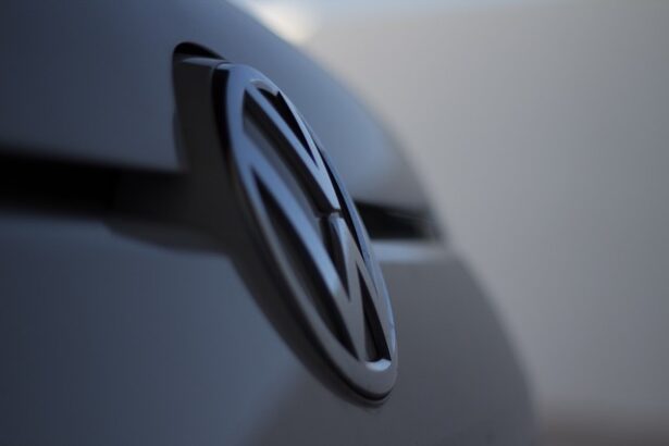 angajatii volkswagen ameninta cu greva generala in 2025 pe fondul discutiilor tensionate privind reducerile de costuri si inchiderile de fabrici 6758300b48450