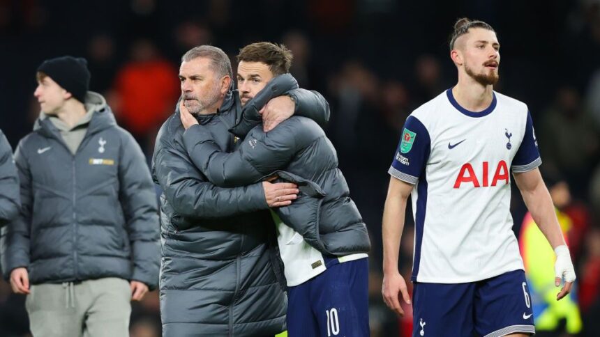 Ange Postecoglou a răbufnit după întrebarea despre evoluția lui Radu Drăgușin: "Faceți ce vreți" 1 ange postecoglou a rabufnit dupa ce a fost intrebat despre evolutia lui radu dragusin faceti ce vreti 676870f13bc46