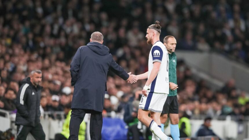 Ange Postecoglou confirmă înainte de Rangers - Tottenham: Radu Drăgușin a rămas singur! 1 ange postecoglou confirma inainte de rangers tottenham radu dragusin a ramas singurul 6759e23fa9816