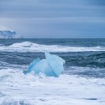 Arctica emite în prezent mai mult CO2 decât poate absorbi. 2 arctica emite in prezent mai mult co2 decat absoarbe 6759770d83aee