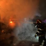 arde un grajd in satul movilita comuna topraisar in interior se afla mai multe animale 676054cdba632