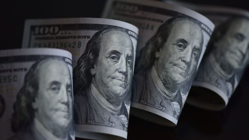 Au cheltuit un miliard de dolari pe transferuri în ultima lună și continuă să investească! 1 au cheltuit un miliard de dolari pe transferuri in ultima luna dar nu se opresc aici 676b13f4a3af2