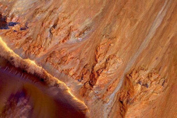 au fost gasite noi dovezi pentru rezervoare de apa si magma pe marte 6766867f1708c