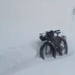 aventura extrema in bucegi un biciclist salvat din viscol 676ae63561698