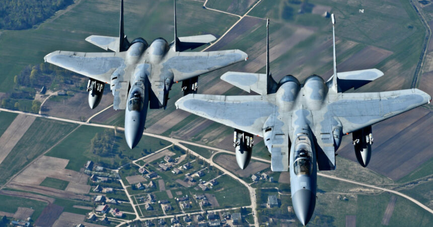 Avioanele de luptă NATO au interceptat săptămâna trecută șapte aeronave rusești care au încălcat spațiul aerian. 1 avioanele de lupta nato au interceptat saptamana trecuta de sapte ori aeronave rusesti care incalcau spatiul aerian 6762582baf61c