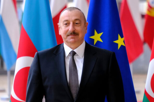 azerbaidjanul impune restrictii privind sederea cetatenilor rusi fara viza 6771b60855d19