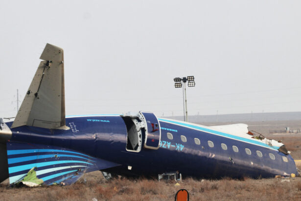 azerbaijan airlines a suspendat toate zborurile catre sapte orase din rusia care este motivul 676ea005ed1d1