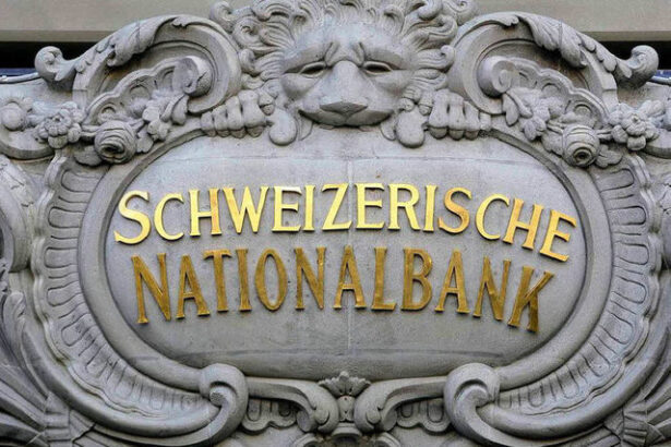 banca nationala elvetiei a decis cea mai mare reducere de dobanda din ultimul deceniu 675ab376c9f01