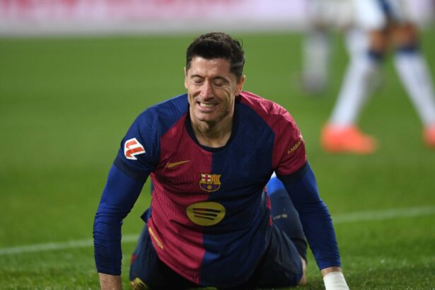 barcelona primeste vesti proaste cat se mai poate amana revenirea pe camp nou 6761ee8ba5be5