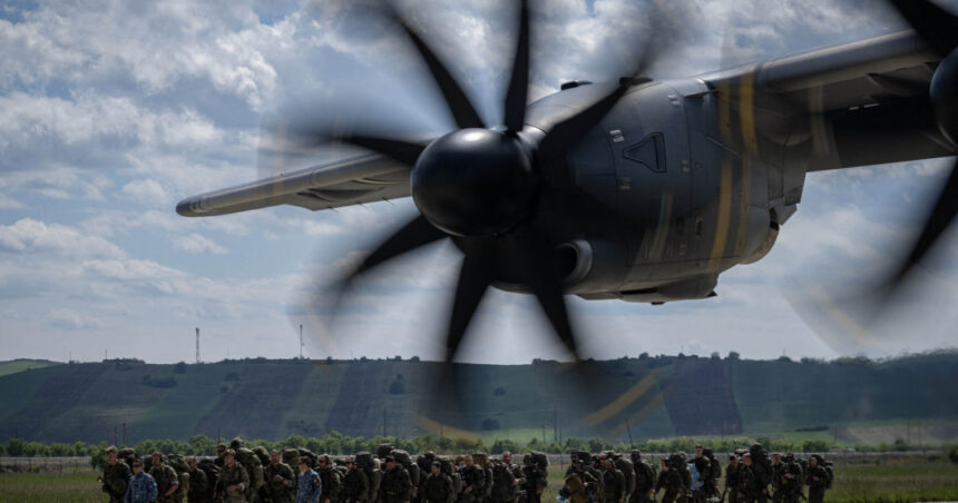 Biden: Aproximativ 80.000 de trupe americane au fost desfășurate în baze din state membre NATO pentru a descuraja agresiunea rusă 1 biden aproximativ 80 000 de trupe americane au fost trimise in baze din state membre nato pentru a descuraja agresiunea rusa 67542c637d3b1