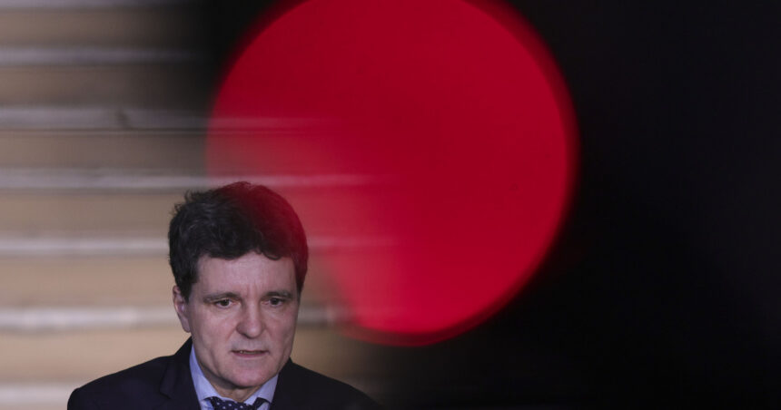 breaking news nicusor dan candideaza la alegerile prezidentiale din 2025 e nevoie de un presedinte care sa asigure directia pro reforma 67606885a5044