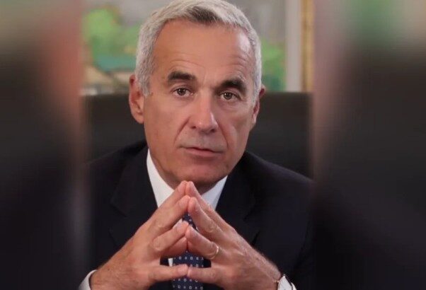 calin georgescu am urmatorul mesaj pentru ei in nici un caz lucrurile nu vor ramane asa se tem ca isi pierd puterea ca ies dosarele la lumina minciuna se grabeste adevarul asteapta ave 6753516aa7aa9