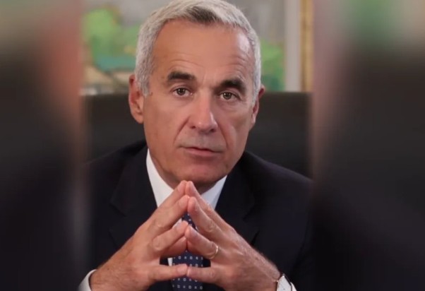 Călin Georgescu: „Am următorul mesaj pentru ei: În nici un caz lucrurile nu vor rămâne așa! Se tem că își pierd puterea, că IES DOSARELE la lumină! Minciuna se grăbește, adevărul așteaptă. Aveți răbdare!” 1 calin georgescu am urmatorul mesaj pentru ei in nici un caz lucrurile nu vor ramane asa se tem ca isi pierd puterea ca ies dosarele la lumina minciuna se grabeste adevarul asteapta ave 6753516aa7aa9