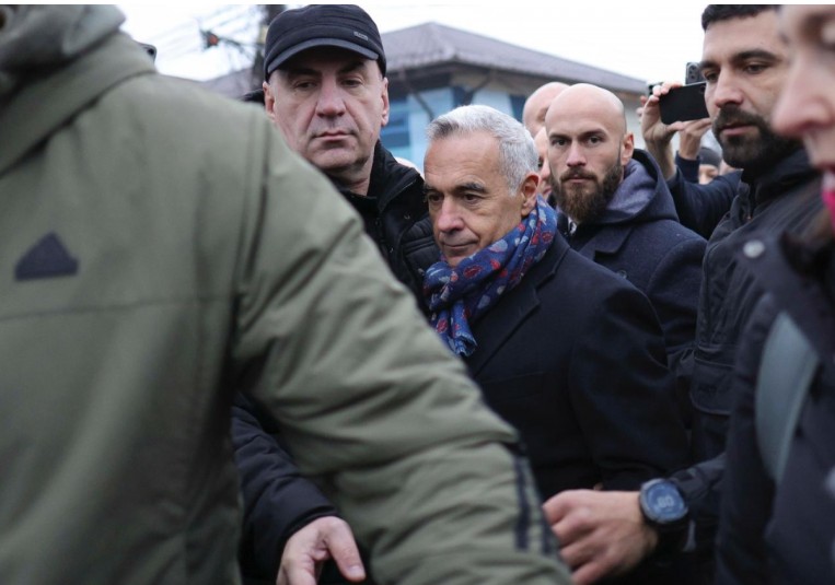 Călin Georgescu, moment de reculegere la secția de votare, de Ziua Constituției: „NIMIC nu mai este constituțional în România” 1 calin georgescu moment de reculegere la sectia de votare de ziua constitutiei nimic nu mai este constitutional in romania 675563ec1ceca