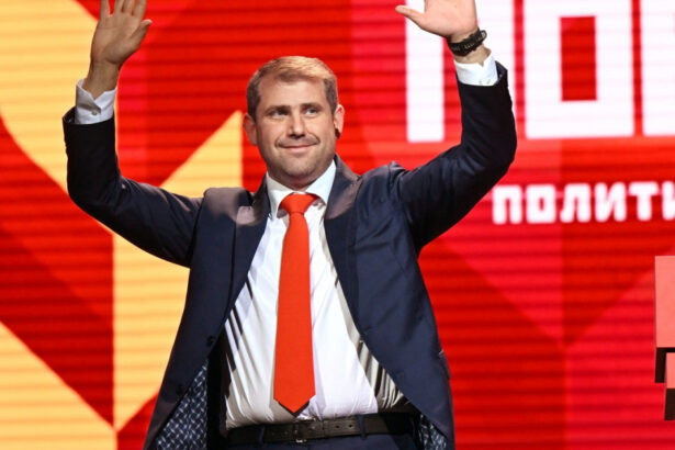calin georgescu sustine ca ideile lui ilan sor sunt interesante portretul oligarhului fugit la moscova apare intr o carte din 2022 674f2967bf288
