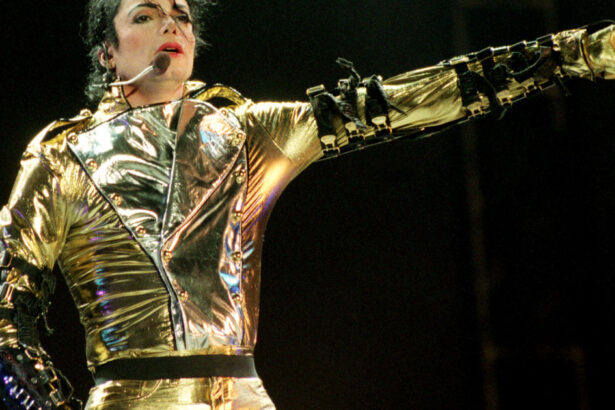 cantece ale lui michael jackson care n au fost lansate niciodata au fost gasite intr o colectie de casete dintr un depozit abandonat 675c2a3bacfd8