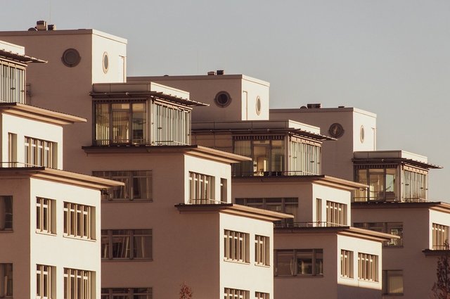 cate luni de salariu sunt necesare pentru a cumpara o casa in europa 6772917d9ac27