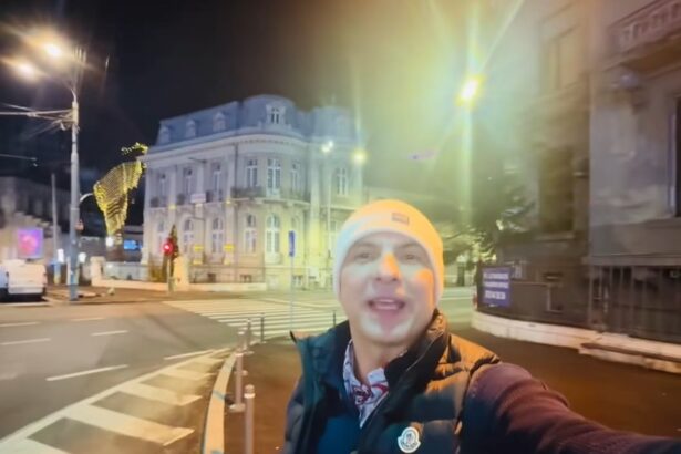 ce a facut dan negru la ceas de seara prin bucuresti e miercuri spre joi noaptea ma duc spre casa si mi am dat seama ca am uitat sa ma bucur 67642ab59f764