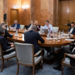 Negocierile PSD, PNL, USTR și UDMR pentru portofolii: Distribuția ministerelor în Guvern 2 ce portofolii au negociat psd pnl ustr si udmr cum va fi impartit guvernul pe ministere 675feee64e045