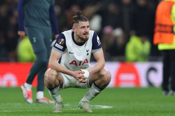 ce pregateste tottenham in centrul defensivei va juca langa dragusin 675afba2c8a77