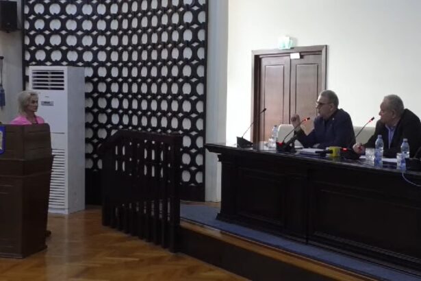 chitac nu stie cum sa scape de talpes de la csm constanta el vrea sa dau o decizie dar va fi nelegala in secunda doi vine inapoi haideti sa fim destepti 675c41e4c8d5b