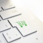 comertul online accelereaza in romania infografic 67615a3fddb45