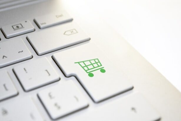 comertul online accelereaza in romania infografic 67615a3fddb45
