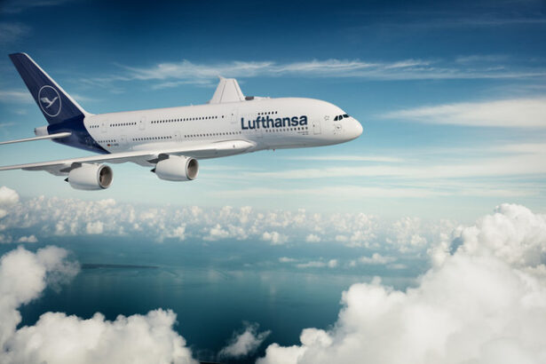 comisia europeana a aprobat masurile propuse pentru achizitionarea de catre lufthansa a unei participatii la ita airways din italia 674c3d8a12eab